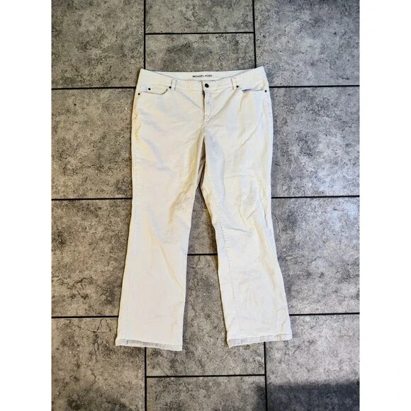 Michael Kors Size 18W Off White Bootcut Jeans Silver Hardware Comfortable - Picture 13 of 16